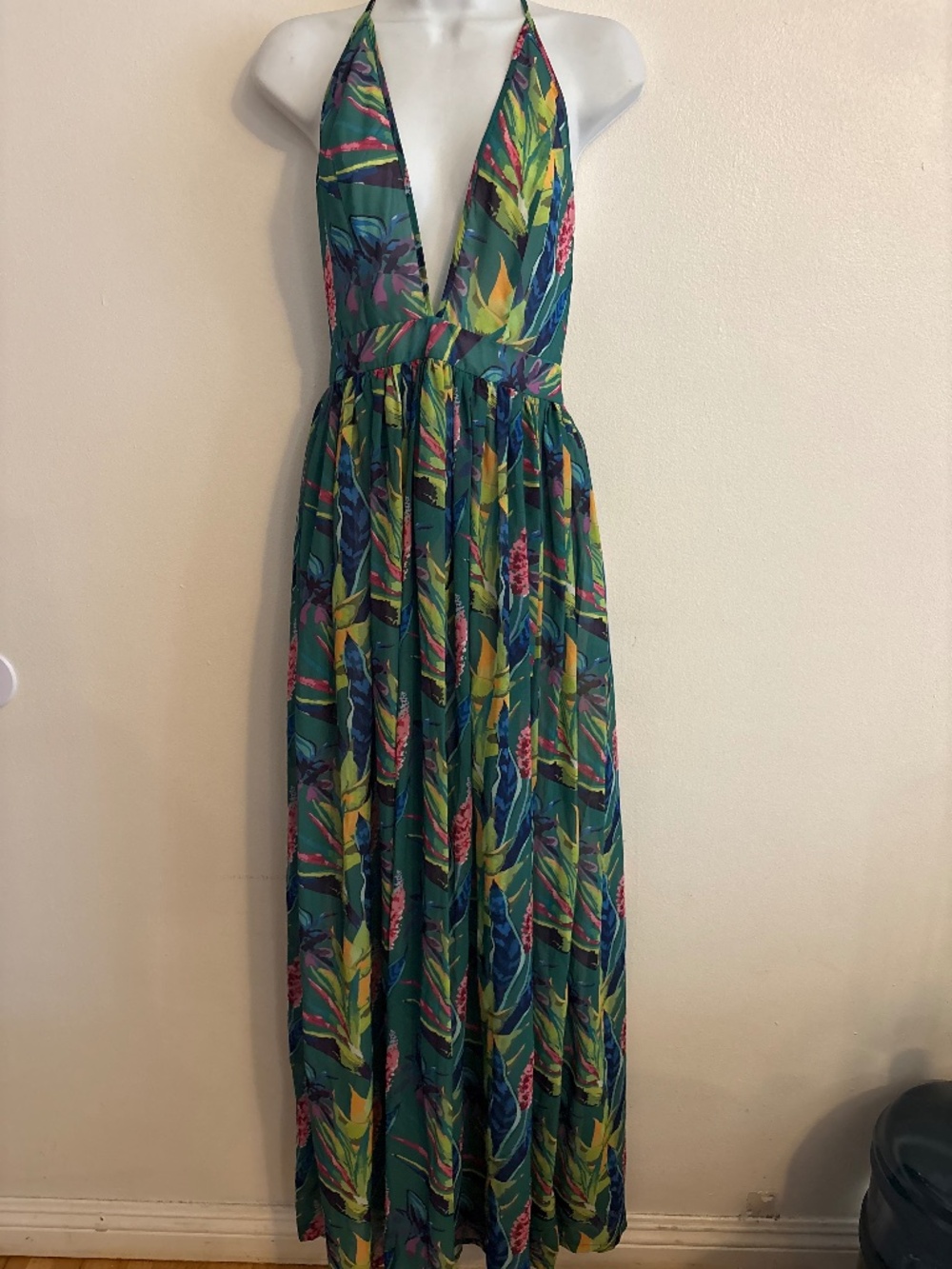 Fashion Nova Tropical Print Maxi Dress women Small vacation beach resort